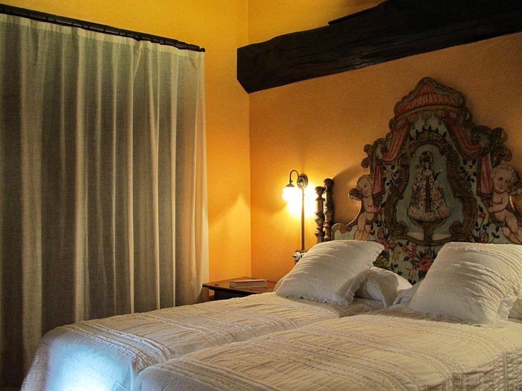 Mas Pineda Villa Oix Værelse billede